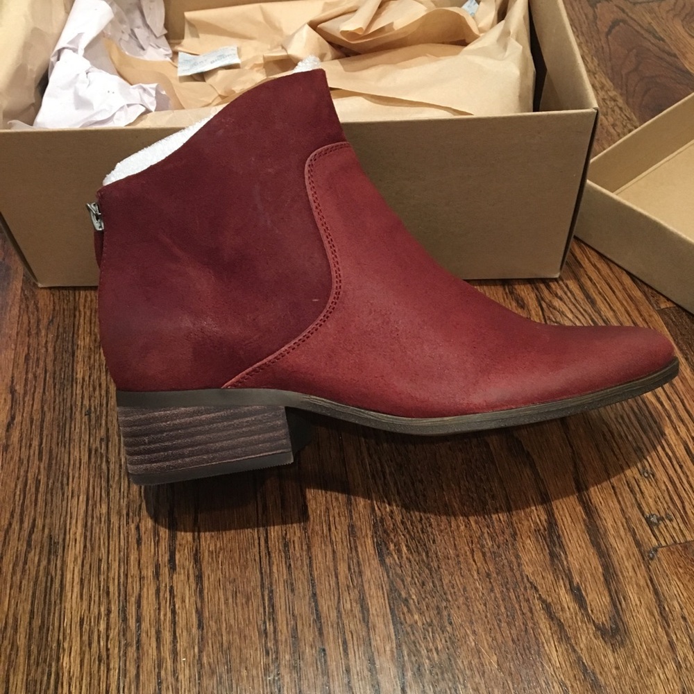 Brand new, never worn Lucky Brand oxblood booties